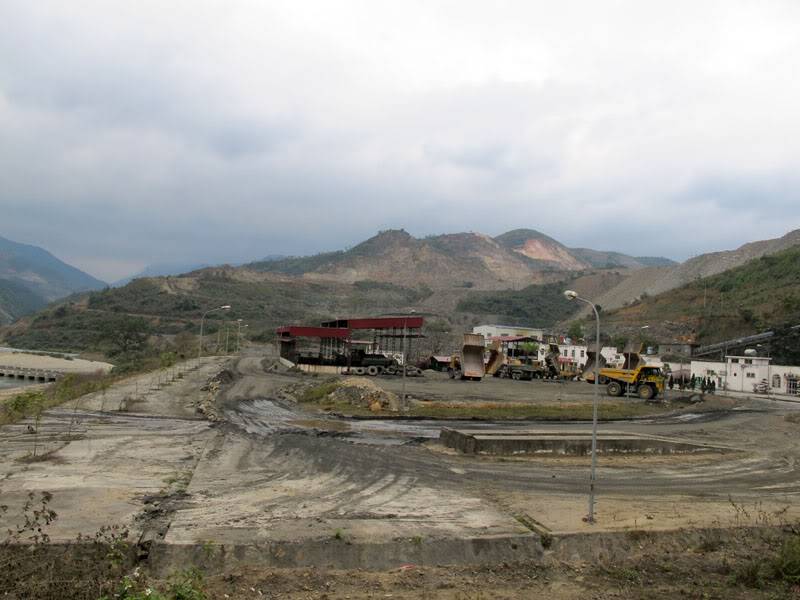 HongNgai2011816.jpg