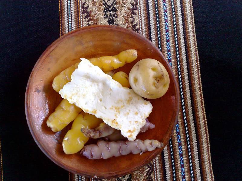 monantruyenthongcuanguoiQuechuatren.jpg