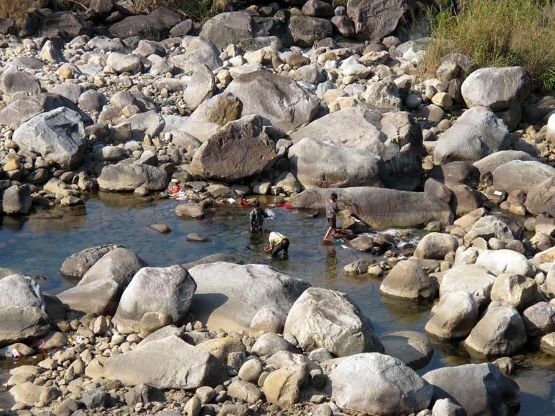 HongNgai2011112.jpg