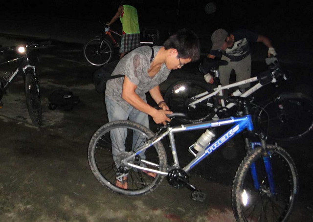 5804381367_54025fdc45_z.jpg