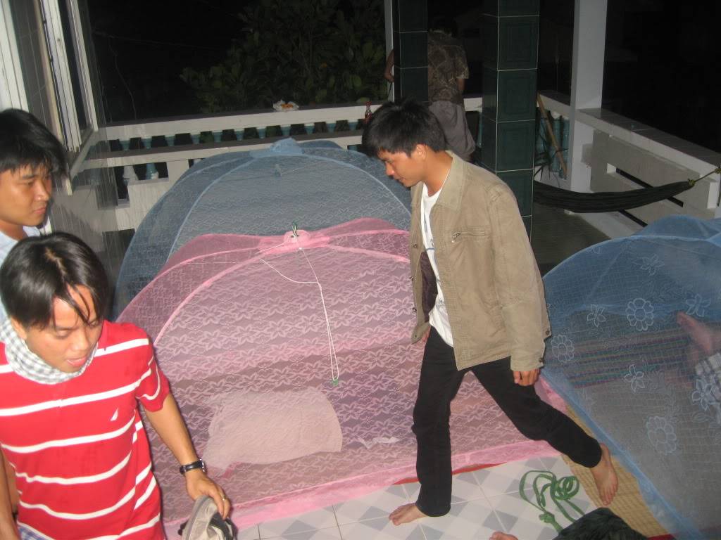 HnSn077.jpg