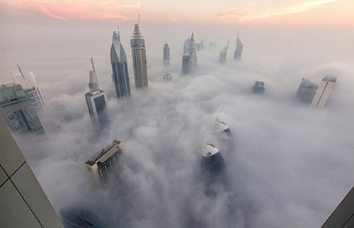 dubai-bong-benh-trong-may-12.jpg