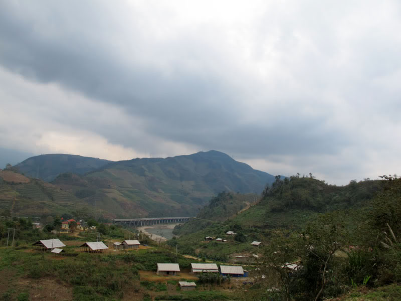 HongNgai2011800.jpg