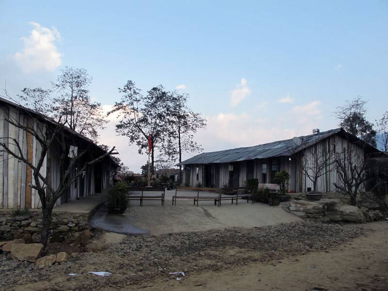 HongNgai2011241.jpg