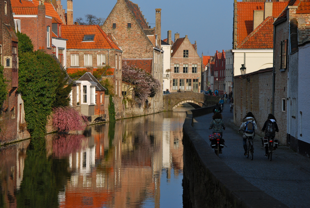 bruges_canal_colors.jpg