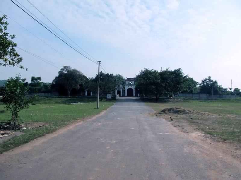 TayYenTu1010411.jpg
