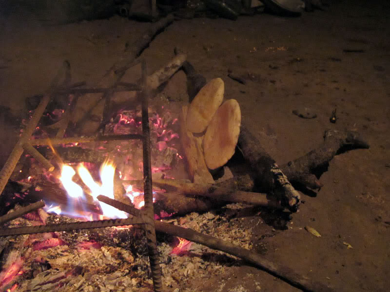 HongNgai2011661.jpg