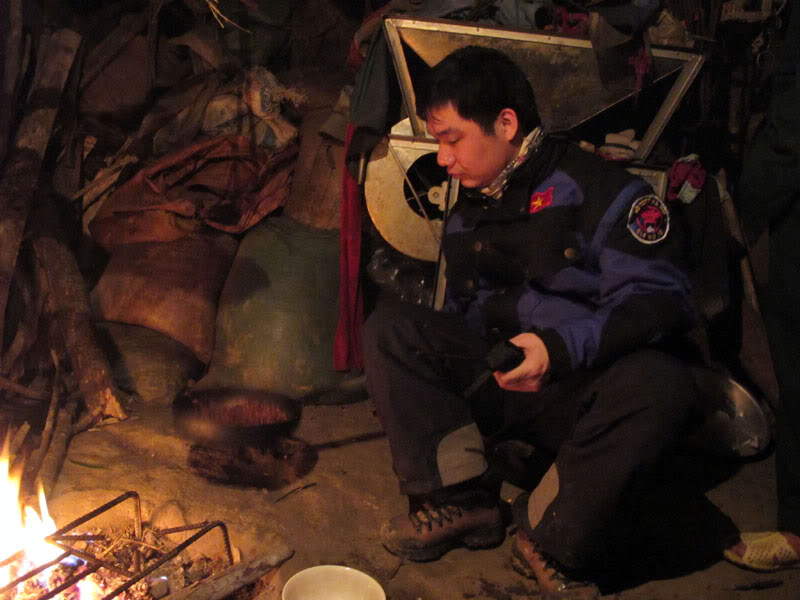 HongNgai2011650.jpg