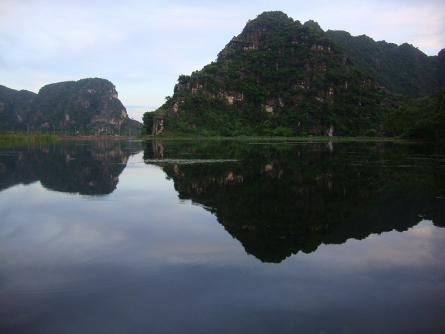 2010-09-26-cd-mb-1585-trang-an1.jpg