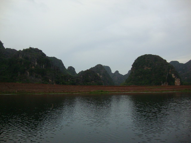 2010-09-26-cd-mb-1578-trang-an.jpg