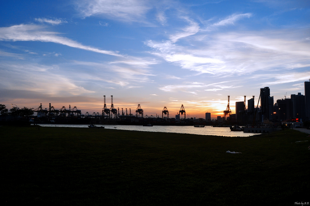 17101210927_338d0248e1_b.jpg