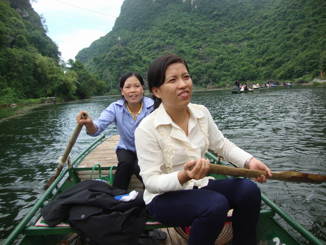 2010-09-26-cd-mb-1532-trang-an.jpg