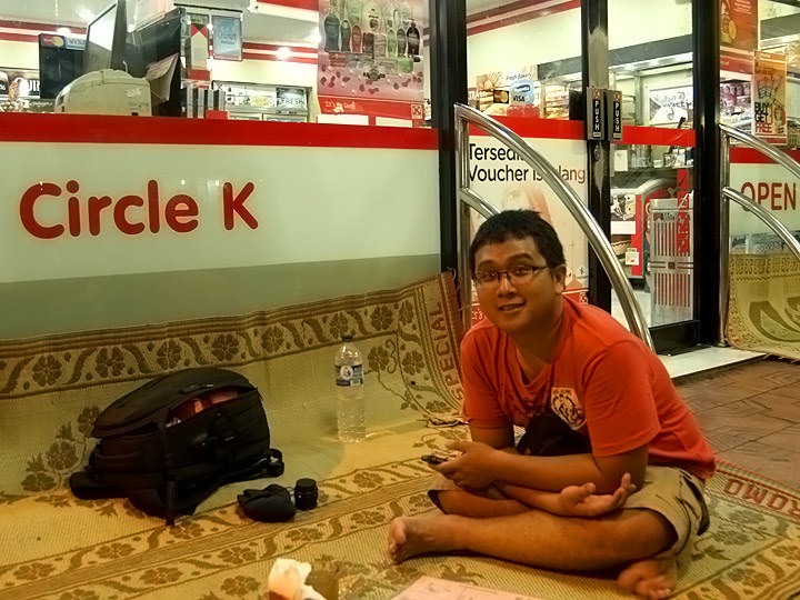 5814818151_76afc72095_b.jpg