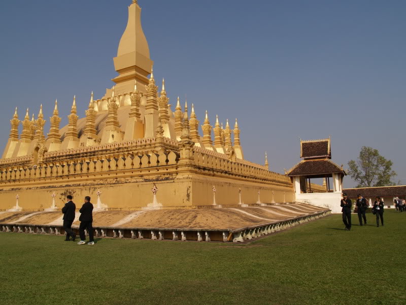 phathatluangd1.jpg