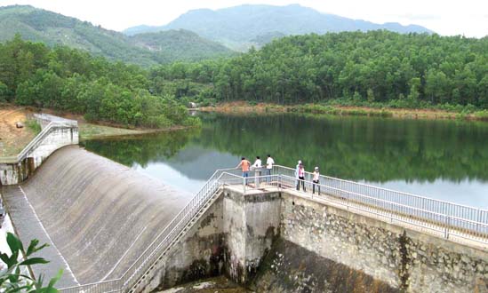 quangngaitourist-daumoithachnham.jpg