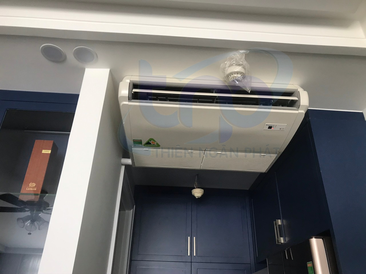 Máy lạnh áp trần thương hiệu Daikin