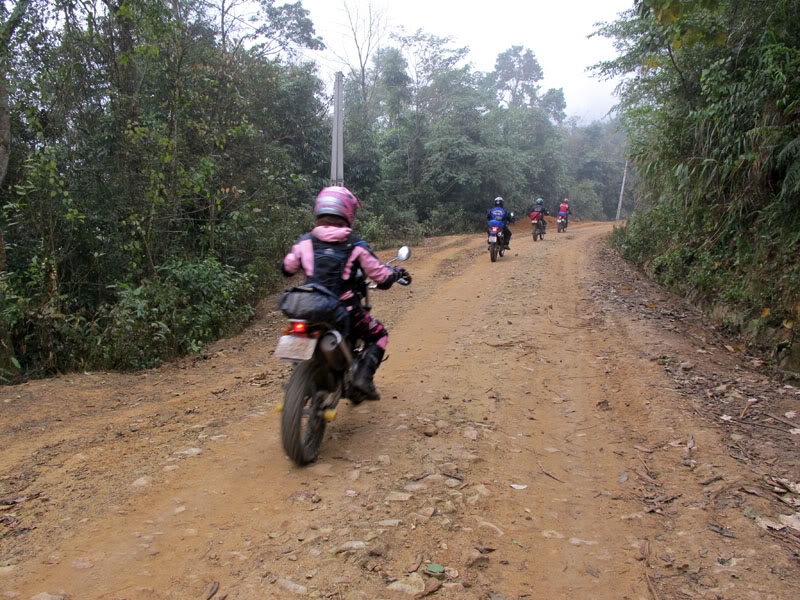 HongNgai2011765.jpg