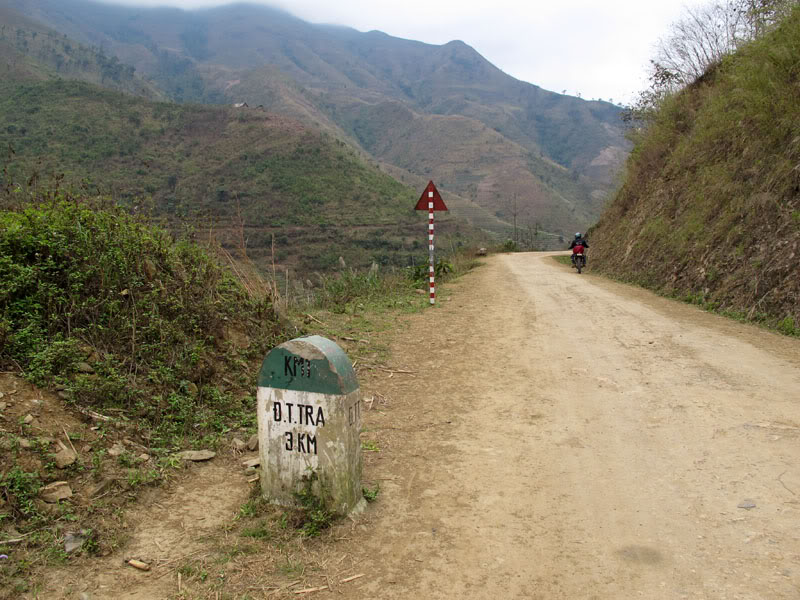 HongNgai2011783.jpg