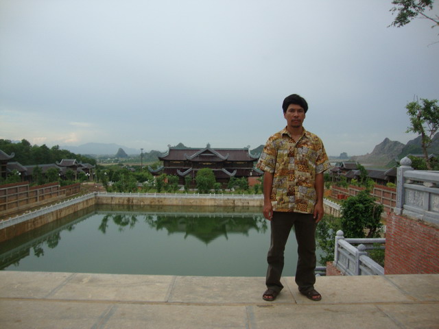 2010-09-26-cd-mb-1516-chua-bai-dinh.jpg