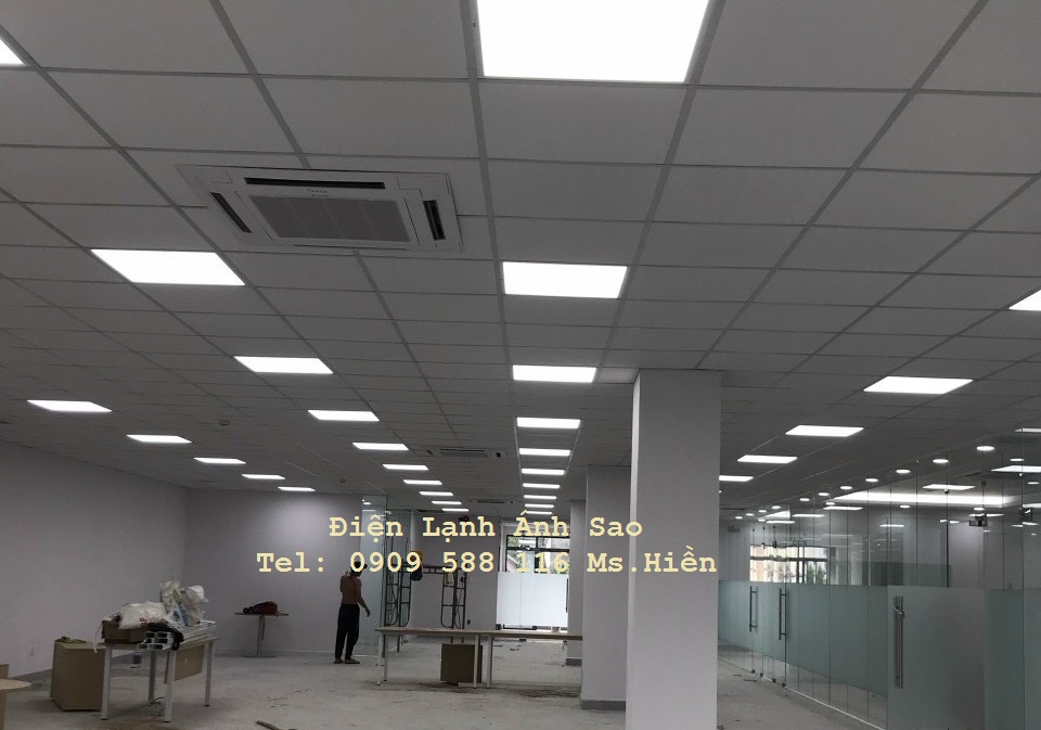 may-lanh-am-tran-daikin(22).jpg