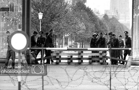 Berlinwall4.jpg