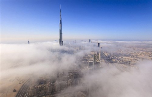 dubai-bong-benh-trong-may-7.jpg