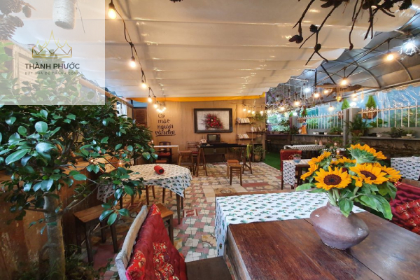Cà phê Lặng Art Đà Lạt