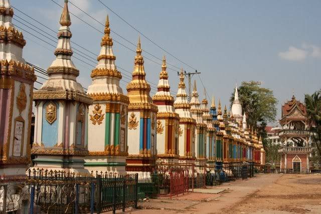 ChuaoPakse.jpg