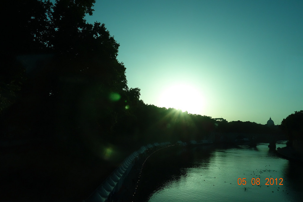 7831780054_b4f633936b_b.jpg