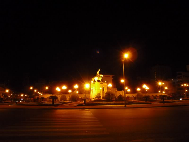 P1030093800x600.jpg
