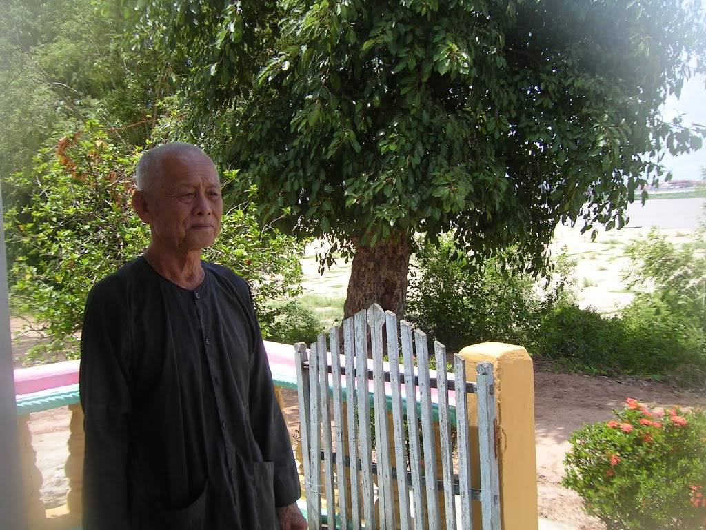 KOHTRONGCHUATAYAN3.jpg
