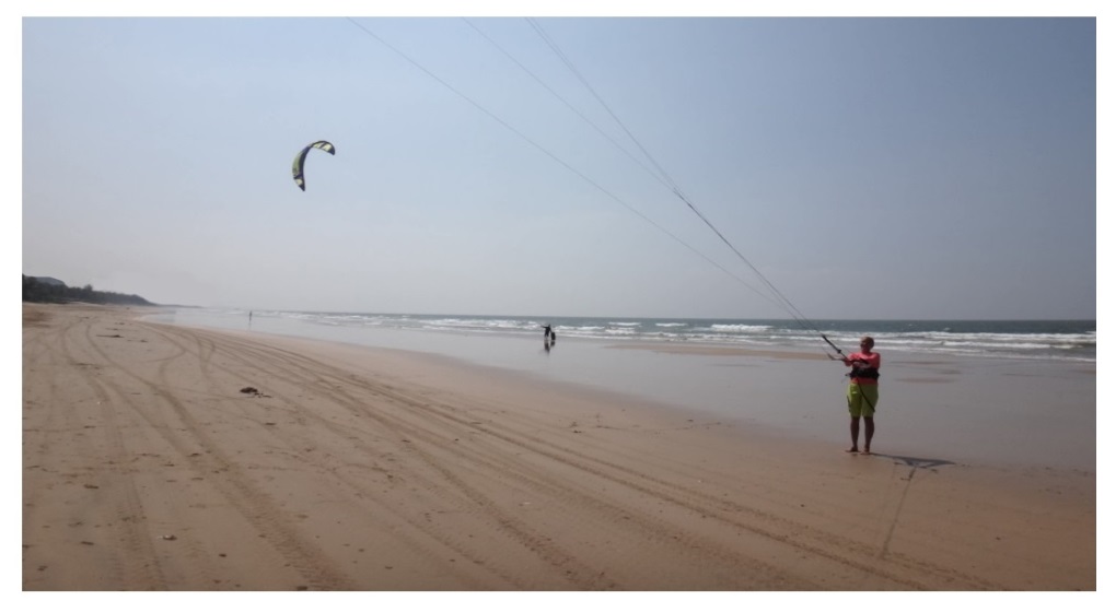 the-kite-beach-vietnam-best-kite-spot-kitesurfing-lessons-vietnam.jpg