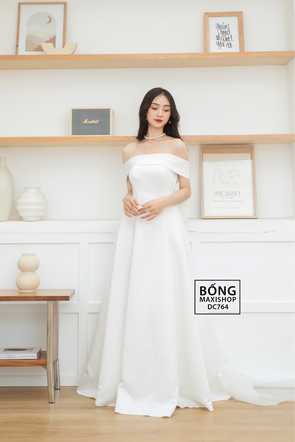 Váy cưới phi nhật trắng trễ vai 6 mảnh kèm nơ DC764 mang phong cách áo cưới Hàn Quốc