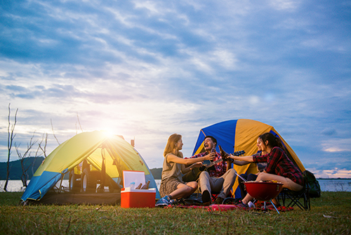 Sử dụng các tiện ích khi đi cắm trại để tăng trải nghiệm 